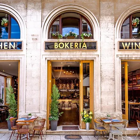 Abokamento Boutique Bed & Breakfast 4*