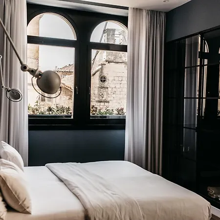 Abokamento Boutique 4* Split