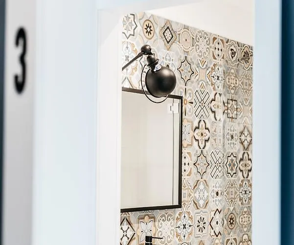 アボカメント ブティック ルームス 4* スプリト