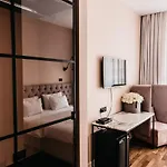 Abokamento Boutique 4*