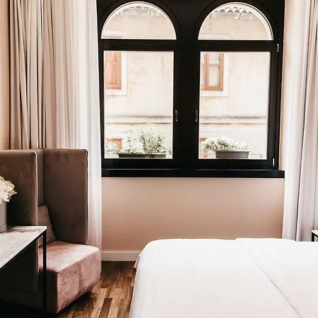 Abokamento Boutique Сплит